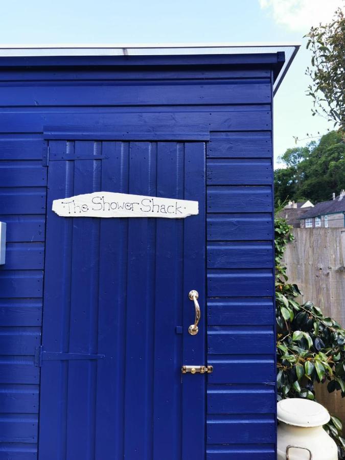 Down The Garden Path Vintage Caravan B&B , Dartmoor นิวตันแอบบ็อต ภายนอก รูปภาพ